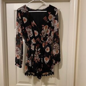 ASTR Women's Floral Romper